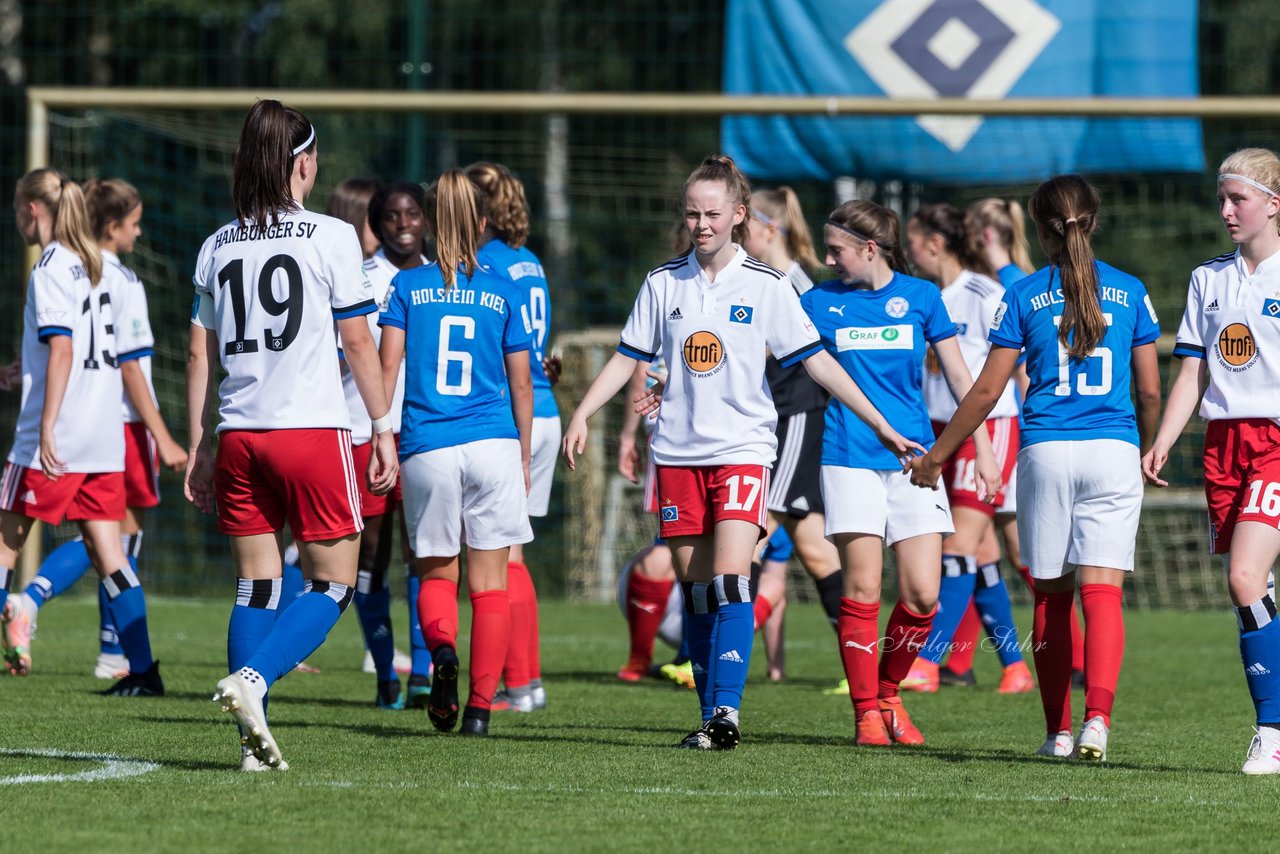 Bild 395 - wBJ Hamburger SV - Holstein Kiel : Ergebnis: 2:0